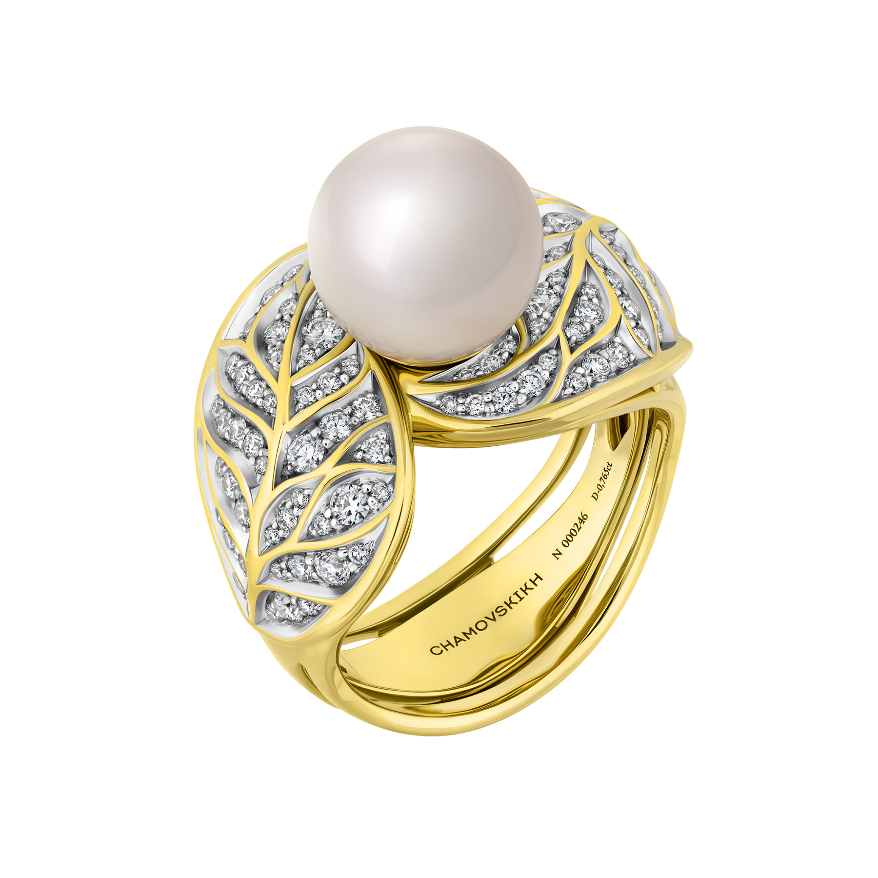 Кольцо с жемчугом и бриллиантами, жёлтое золото