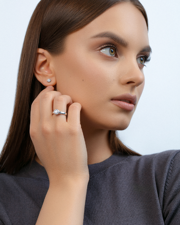 Помолвочное кольцо с бриллиантом, белое золото 2