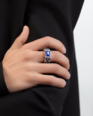 Кольцо с сапфиром и бриллиантами, белое золото, н. керамика