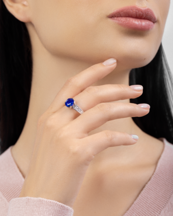 Кольцо с сапфиром и бриллиантами, белое золото 2