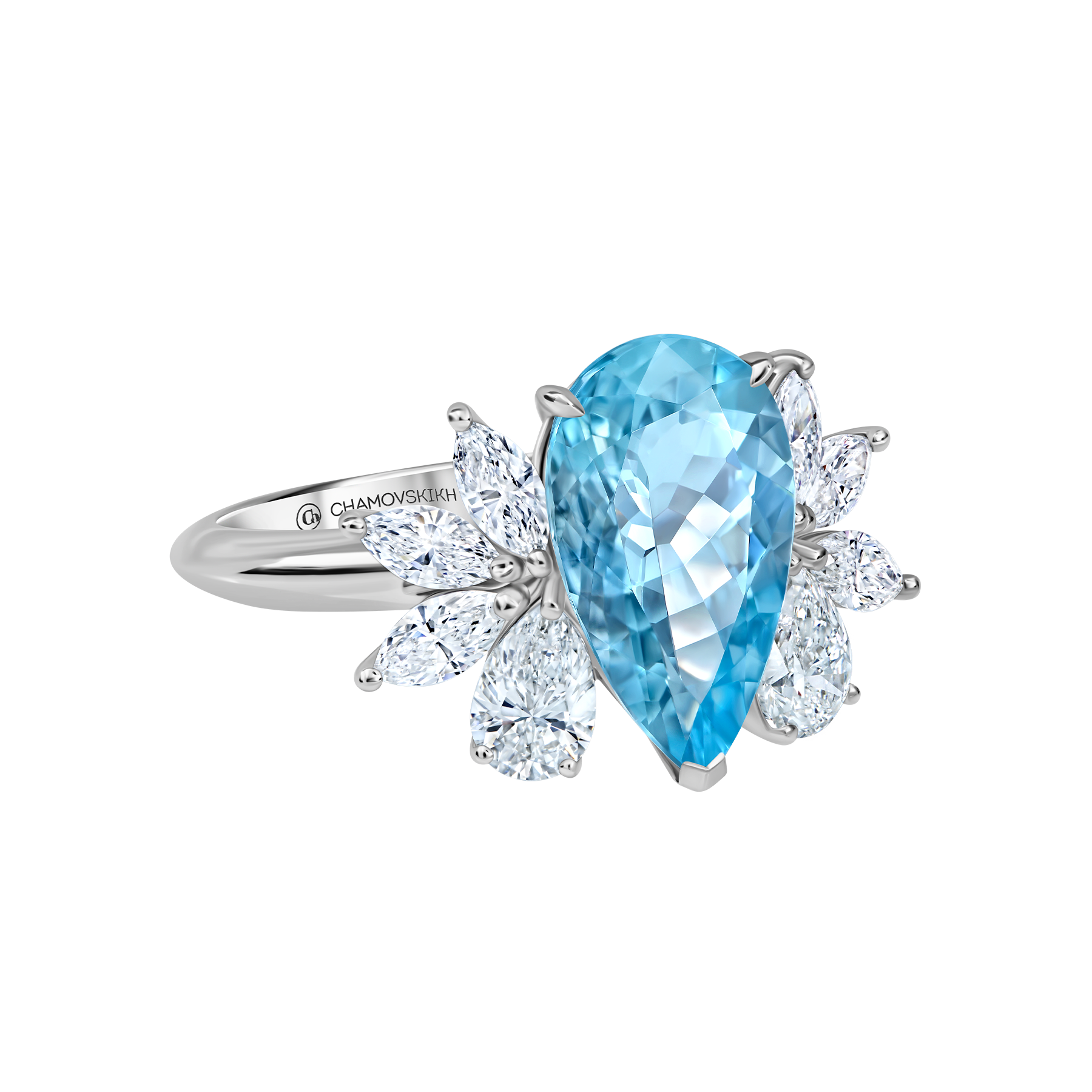 Кольцо с аквамарином и бриллиантами, белое золото