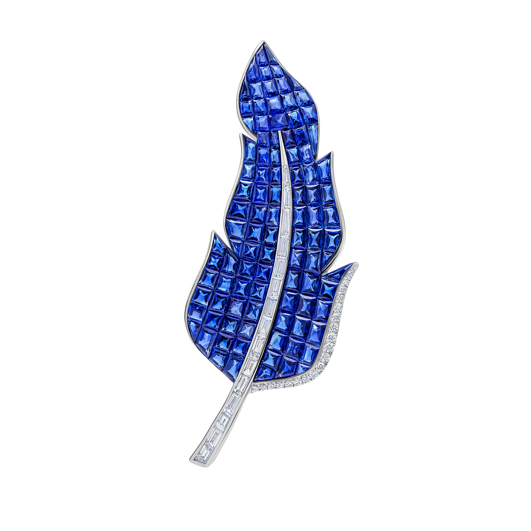 Брошь с сапфирами и бриллиантами, белое золото