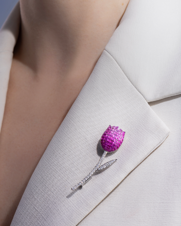 Брошь с розовыми сапфирами и бриллиантами, белое золото 3