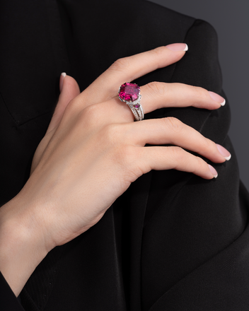 Кольцо с турмалином рубеллитом, рубинами и бриллиантами, белое золото 4