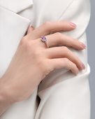 Кольцо с розовым сапфиром и бриллиантами, белое золото