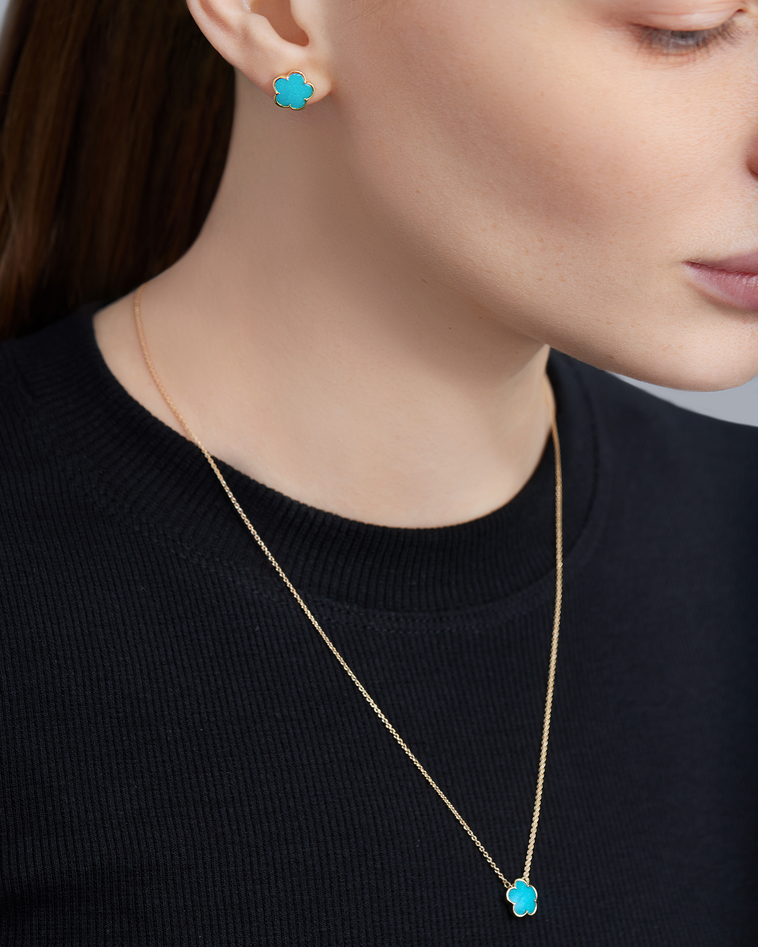 Пусеты с бирюзой, желтое золото