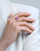 Кольцо с розовым сапфиром и бриллиантами, белое золото