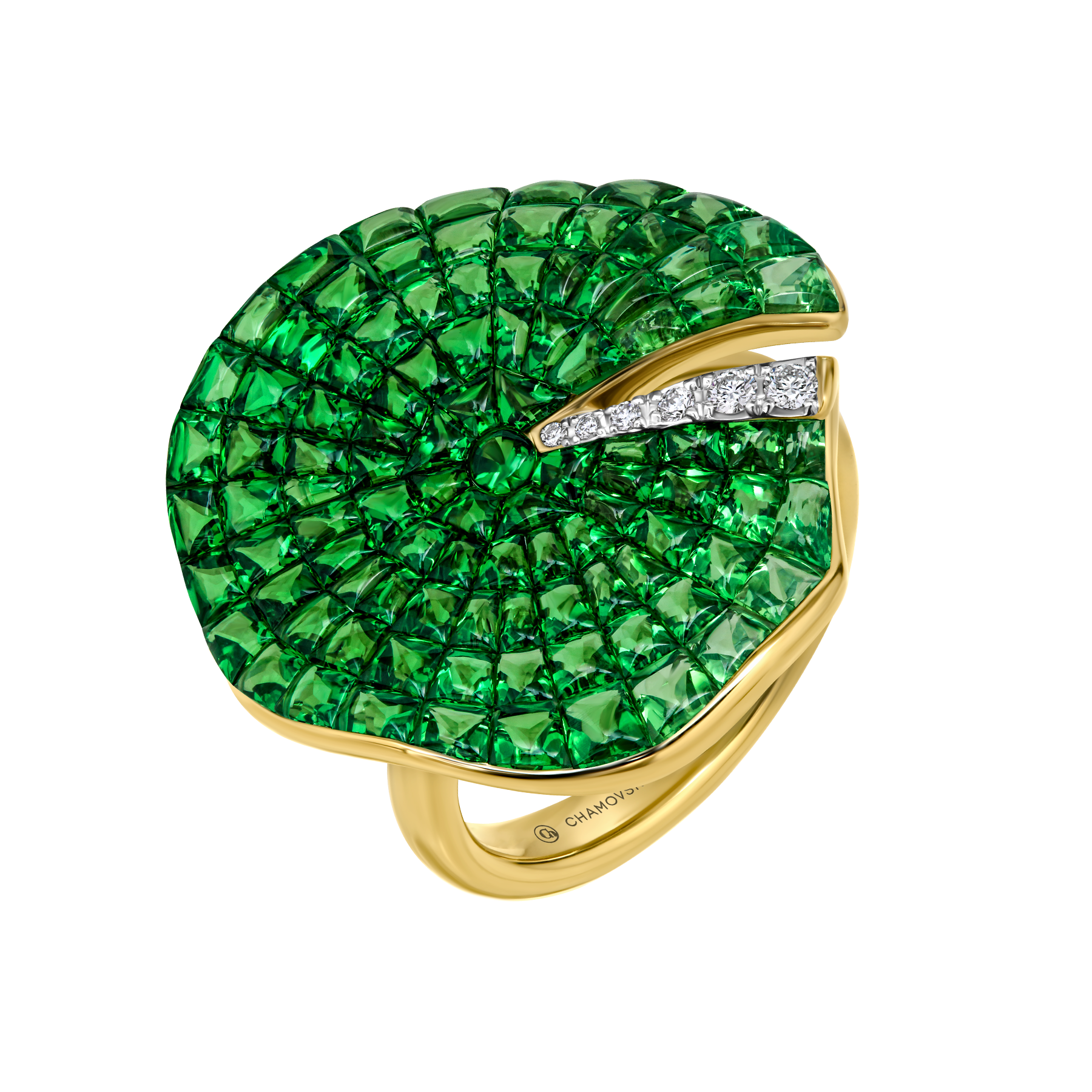 Кольцо с тсаворитами и бриллиантами, желтое золото