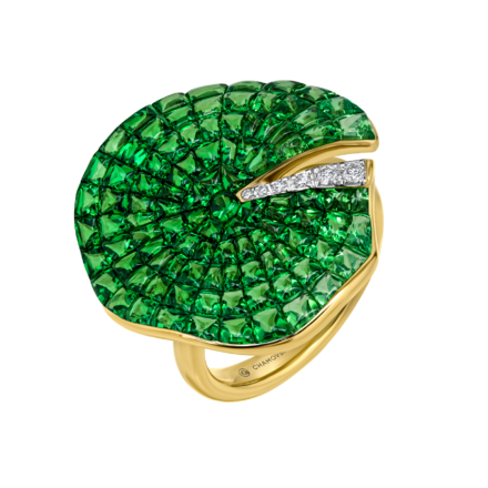 Кольцо с тсаворитами и бриллиантами, желтое золото 1