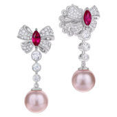 Пусеты с рубинами, жемчугом и бриллиантами, белое золото