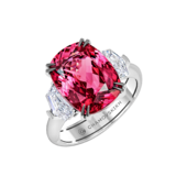 Кольцо со шпинелью и бриллиантами, белое золото