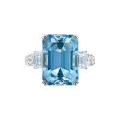Кольцо с аквамарином и бриллиантами, белое золото