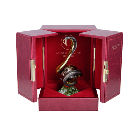 Настольная скульптура «Кобра» 2