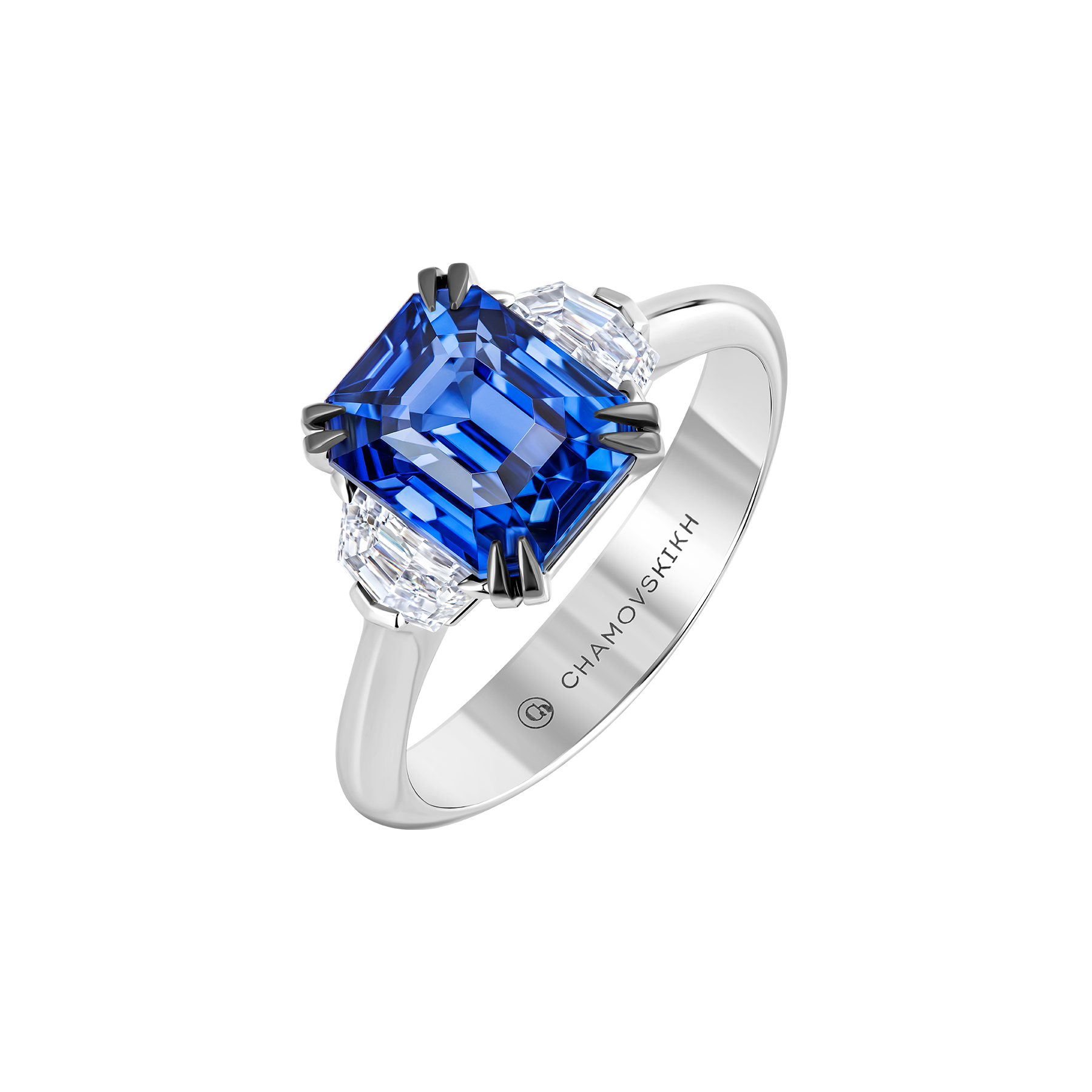 Кольцо с сапфиром и бриллиантами, белое золото